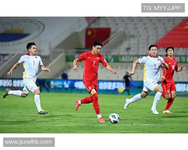 平阳与河内的较量解析越南杯精彩对决的战术与球员表现分析