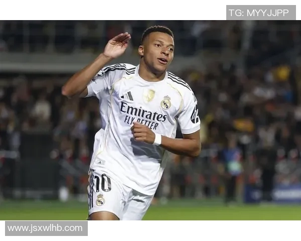 姆巴佩的崛起与挑战：从天才少年到世界足球的领军人物