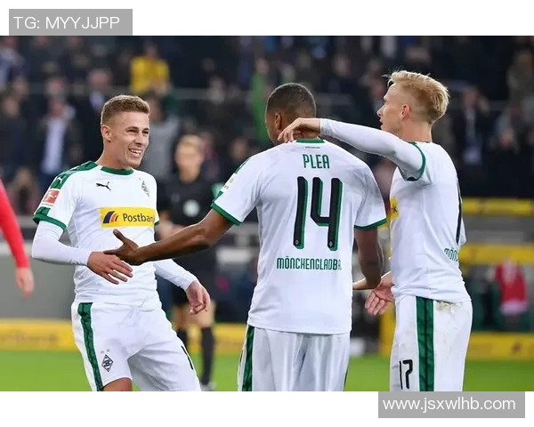 RB莱比锡与门兴对决精彩比分揭晓双方表现引人关注 RB莱比锡与门兴对决精彩比分揭晓双方表现引人关注