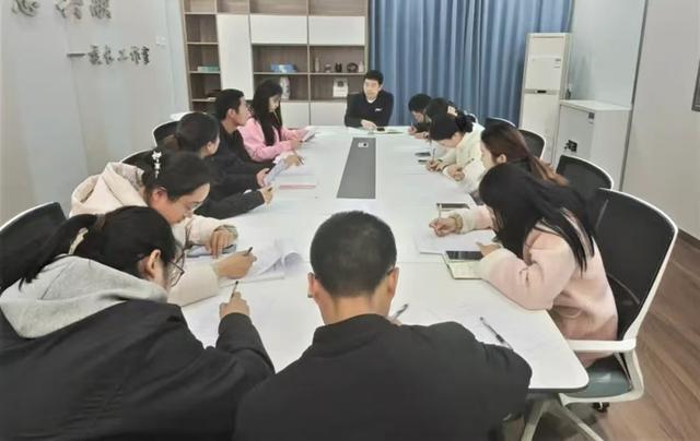 郑州管城区外国语牧歌小学：以特色体育课程绘牧歌教育华章必赢网址(图4)