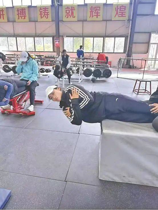 深圳体育赛事大爆必赢平台发这些比赛在宝安→(图12)