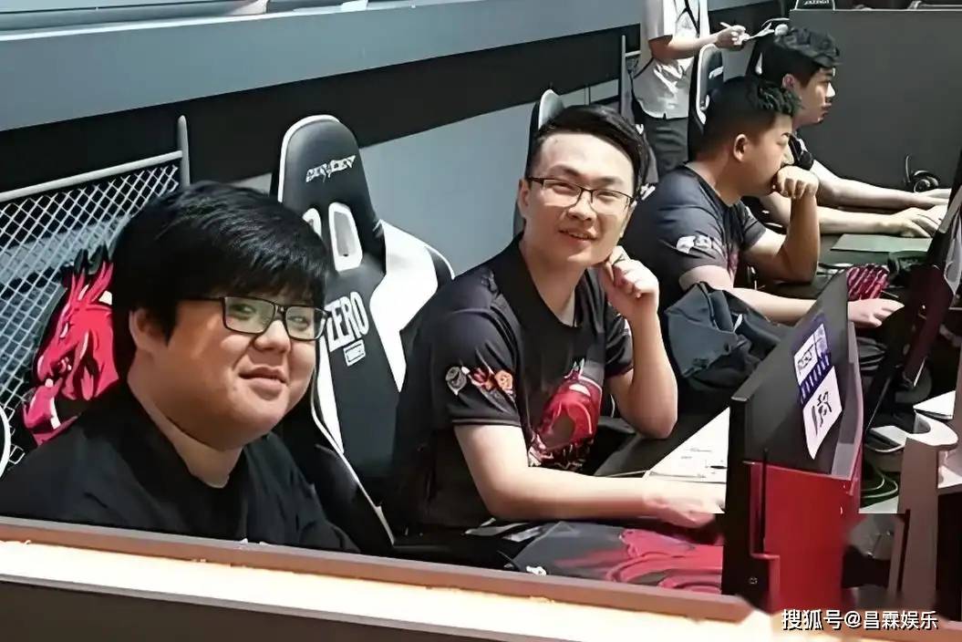 必赢网址知名游戏博主“dota牛蛙”去世仅38岁高血压导致中风及尿毒症(图10)